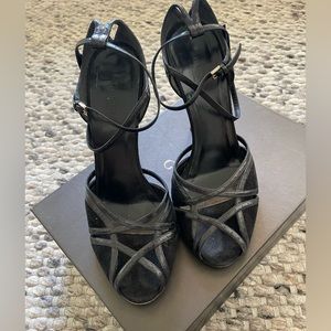 women’s GUCCI black strappy heels
